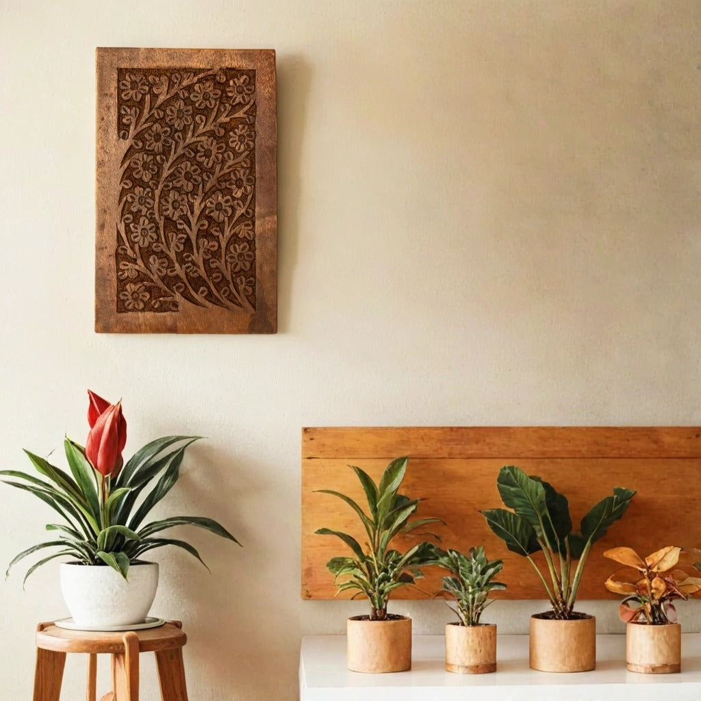 Classic Woodwork – Floral Motifs with an Artistic Touch